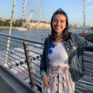 Meet your Posher, Annie